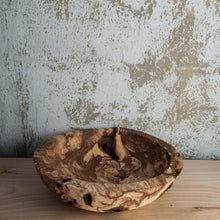 Carica l'immagine nel visualizzatore di Gallery, Ciotola naturale in Albicocco fiorito