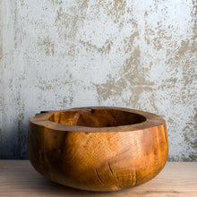 Carica l'immagine nel visualizzatore di Gallery, Ciotola in Farnia
